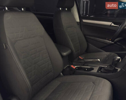 Фольксваген Пассат 2021 в Николаеве на Automoto.ua Черный Фольксваген Пассат, объемом двигателя 1.98 л и пробегом 35 тыс. км за 18599 $, фото 19 на Automoto.ua