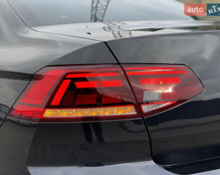 Чорний Фольксваген Пассат, об'ємом двигуна 2 л та пробігом 193 тис. км за 23500 $, фото 16 на Automoto.ua