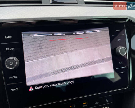 Чорний Фольксваген Пассат, об'ємом двигуна 2 л та пробігом 193 тис. км за 23500 $, фото 133 на Automoto.ua