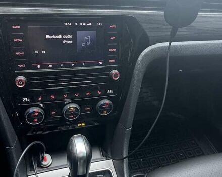 Черный Фольксваген Пассат, объемом двигателя 2 л и пробегом 99 тыс. км за 20100 $, фото 7 на Automoto.ua