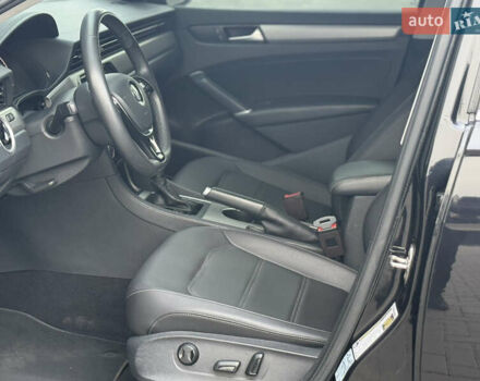 Черный Фольксваген Пассат, объемом двигателя 2 л и пробегом 158 тыс. км за 17900 $, фото 27 на Automoto.ua