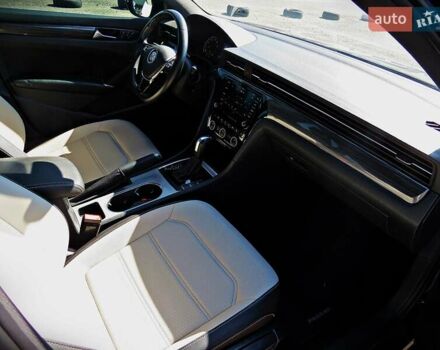 Черный Фольксваген Пассат, объемом двигателя 2 л и пробегом 51 тыс. км за 21900 $, фото 21 на Automoto.ua