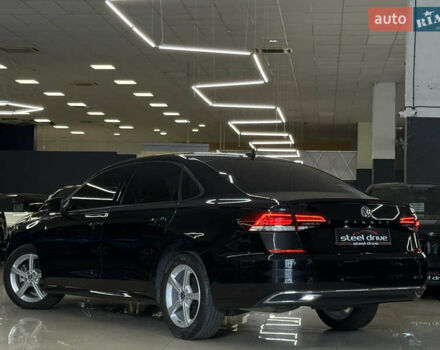 Фольксваген Пассат 2021 в Николаеве на Automoto.ua Черный Фольксваген Пассат, объемом двигателя 1.98 л и пробегом 35 тыс. км за 18599 $, фото 8 на Automoto.ua