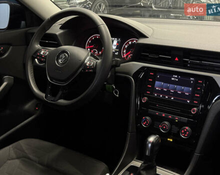 Фольксваген Пассат 2021 в Николаеве на Automoto.ua Черный Фольксваген Пассат, объемом двигателя 1.98 л и пробегом 35 тыс. км за 18599 $, фото 24 на Automoto.ua