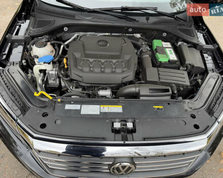 Черный Фольксваген Пассат, объемом двигателя 2 л и пробегом 52 тыс. км за 21499 $, фото 17 на Automoto.ua