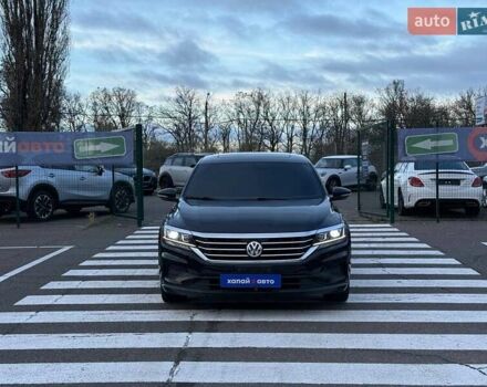 Черный Фольксваген Пассат, объемом двигателя 1.98 л и пробегом 114 тыс. км за 19999 $, фото 1 на Automoto.ua