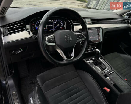 Черный Фольксваген Пассат, объемом двигателя 2 л и пробегом 199 тыс. км за 23990 $, фото 39 на Automoto.ua