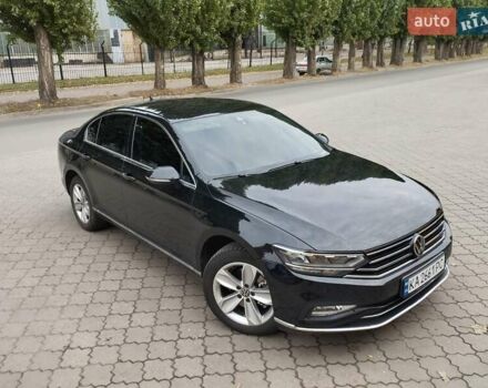 Фольксваген Пассат 2021 у Черкасах на Automoto.ua Чорний Фольксваген Пассат, об'ємом двигуна 2 л та пробігом 67 тис. км за 28500 $, фото 2 на Automoto.ua