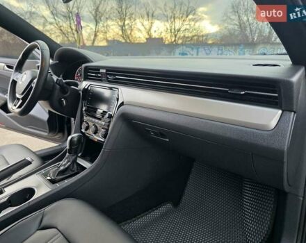 Черный Фольксваген Пассат, объемом двигателя 2 л и пробегом 117 тыс. км за 23777 $, фото 48 на Automoto.ua