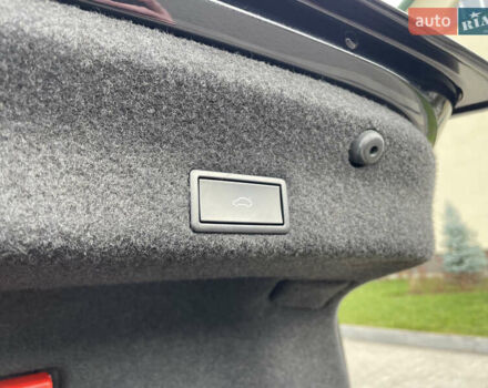 Чорний Фольксваген Пассат, об'ємом двигуна 2 л та пробігом 193 тис. км за 23500 $, фото 76 на Automoto.ua