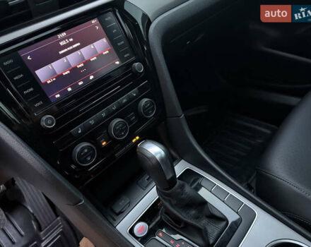 Черный Фольксваген Пассат, объемом двигателя 2 л и пробегом 39 тыс. км за 17499 $, фото 12 на Automoto.ua