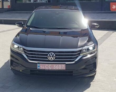 Чорний Фольксваген Пассат, об'ємом двигуна 2 л та пробігом 76 тис. км за 19499 $, фото 2 на Automoto.ua