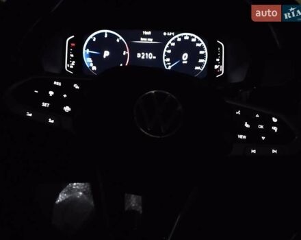 Фольксваген Пассат 2021 у Черкасах на Automoto.ua Чорний Фольксваген Пассат, об'ємом двигуна 2 л та пробігом 67 тис. км за 28500 $, фото 25 на Automoto.ua