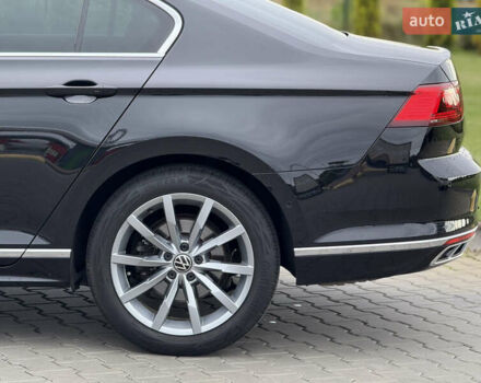 Чорний Фольксваген Пассат, об'ємом двигуна 2 л та пробігом 123 тис. км за 34900 $, фото 35 на Automoto.ua