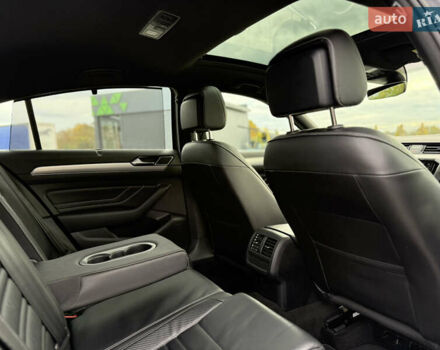 Черный Фольксваген Пассат, объемом двигателя 2 л и пробегом 128 тыс. км за 36700 $, фото 112 на Automoto.ua