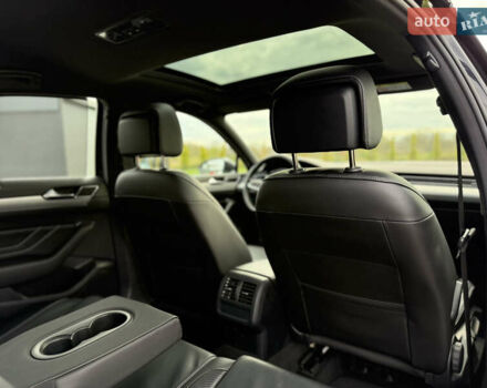 Черный Фольксваген Пассат, объемом двигателя 2 л и пробегом 128 тыс. км за 36700 $, фото 109 на Automoto.ua