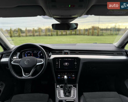 Чорний Фольксваген Пассат, об'ємом двигуна 2 л та пробігом 123 тис. км за 34900 $, фото 130 на Automoto.ua