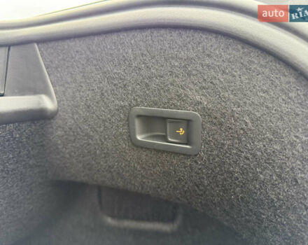 Черный Фольксваген Пассат, объемом двигателя 2 л и пробегом 128 тыс. км за 36700 $, фото 156 на Automoto.ua