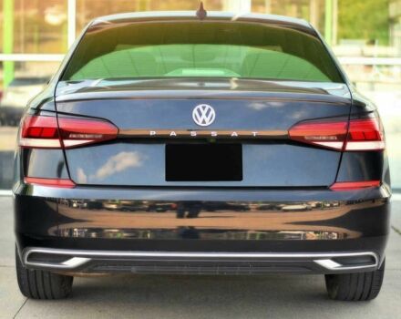 Черный Фольксваген Пассат, объемом двигателя 2 л и пробегом 30 тыс. км за 13300 $, фото 4 на Automoto.ua