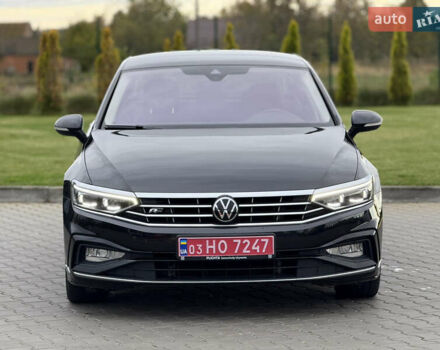 Чорний Фольксваген Пассат, об'ємом двигуна 2 л та пробігом 123 тис. км за 34900 $, фото 2 на Automoto.ua