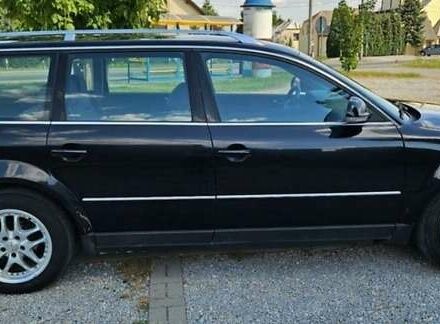 Черный Фольксваген Пассат, объемом двигателя 1.9 л и пробегом 245 тыс. км за 980 $, фото 3 на Automoto.ua