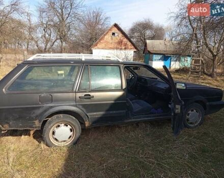 Черный Фольксваген Пассат, объемом двигателя 1.8 л и пробегом 100 тыс. км за 240 $, фото 2 на Automoto.ua