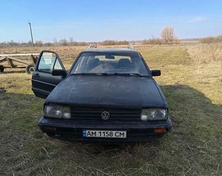 Черный Фольксваген Пассат, объемом двигателя 1.8 л и пробегом 100 тыс. км за 240 $, фото 5 на Automoto.ua