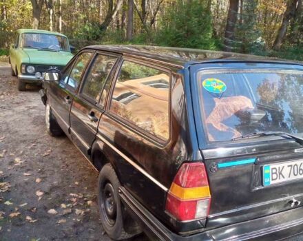 Черный Фольксваген Пассат, объемом двигателя 1 л и пробегом 2 тыс. км за 2000 $, фото 3 на Automoto.ua