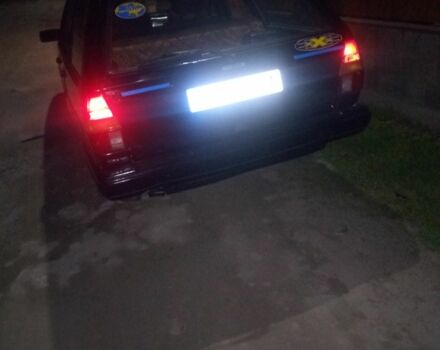 Черный Фольксваген Пассат, объемом двигателя 1 л и пробегом 2 тыс. км за 2000 $, фото 4 на Automoto.ua