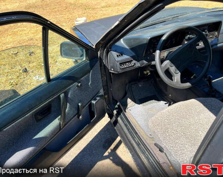 Чорний Фольксваген Пассат, об'ємом двигуна 1.8 л та пробігом 491 тис. км за 500 $, фото 10 на Automoto.ua