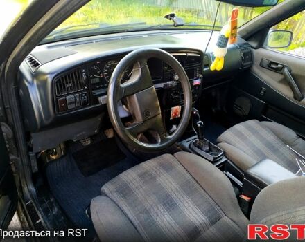 Черный Фольксваген Пассат, объемом двигателя 2 л и пробегом 0 тыс. км за 1000 $, фото 3 на Automoto.ua