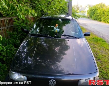 Черный Фольксваген Пассат, объемом двигателя 2 л и пробегом 0 тыс. км за 1000 $, фото 4 на Automoto.ua