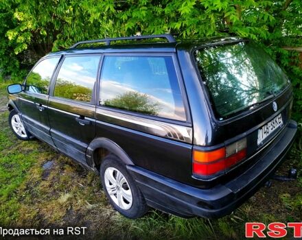 Черный Фольксваген Пассат, объемом двигателя 2 л и пробегом 0 тыс. км за 1000 $, фото 1 на Automoto.ua