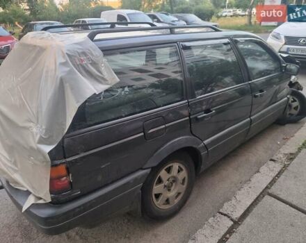 Черный Фольксваген Пассат, объемом двигателя 1.8 л и пробегом 513 тыс. км за 599 $, фото 2 на Automoto.ua