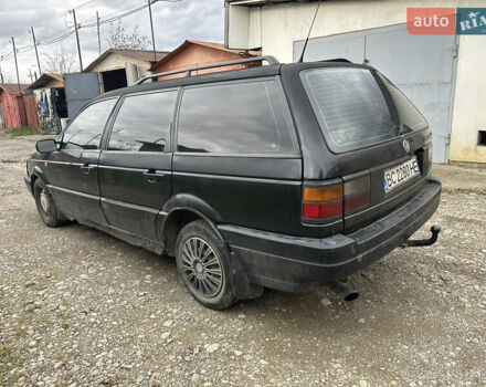 Черный Фольксваген Пассат, объемом двигателя 1.6 л и пробегом 320 тыс. км за 1499 $, фото 4 на Automoto.ua