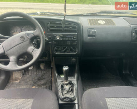 Черный Фольксваген Пассат, объемом двигателя 0 л и пробегом 350 тыс. км за 1800 $, фото 6 на Automoto.ua