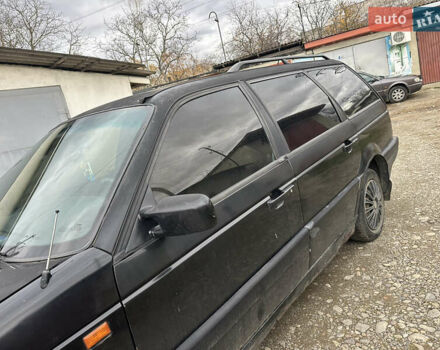 Черный Фольксваген Пассат, объемом двигателя 1.6 л и пробегом 320 тыс. км за 1499 $, фото 2 на Automoto.ua