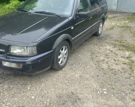 Черный Фольксваген Пассат, объемом двигателя 0 л и пробегом 350 тыс. км за 1800 $, фото 2 на Automoto.ua