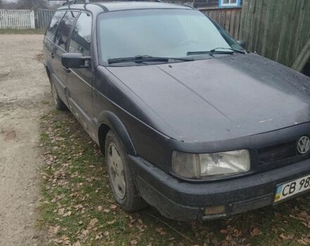 Черный Фольксваген Пассат, объемом двигателя 1.8 л и пробегом 250 тыс. км за 1400 $, фото 1 на Automoto.ua