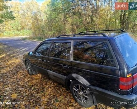 Черный Фольксваген Пассат, объемом двигателя 1.8 л и пробегом 330 тыс. км за 2500 $, фото 5 на Automoto.ua