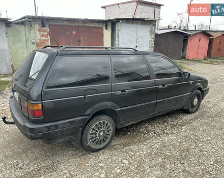 Черный Фольксваген Пассат, объемом двигателя 1.6 л и пробегом 320 тыс. км за 1499 $, фото 6 на Automoto.ua