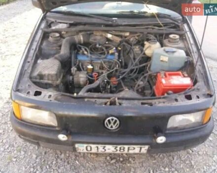 Черный Фольксваген Пассат, объемом двигателя 1.8 л и пробегом 435 тыс. км за 1900 $, фото 5 на Automoto.ua