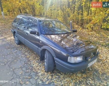 Черный Фольксваген Пассат, объемом двигателя 1.8 л и пробегом 330 тыс. км за 2500 $, фото 6 на Automoto.ua