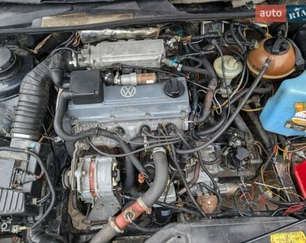 Чорний Фольксваген Пассат, об'ємом двигуна 2 л та пробігом 338 тис. км за 900 $, фото 5 на Automoto.ua