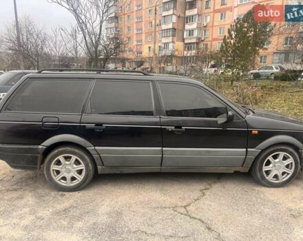 Черный Фольксваген Пассат, объемом двигателя 1.78 л и пробегом 380 тыс. км за 1650 $, фото 1 на Automoto.ua