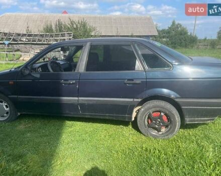 Черный Фольксваген Пассат, объемом двигателя 1.9 л и пробегом 400 тыс. км за 1200 $, фото 2 на Automoto.ua