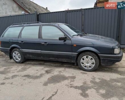 Чорний Фольксваген Пассат, об'ємом двигуна 2 л та пробігом 338 тис. км за 900 $, фото 2 на Automoto.ua