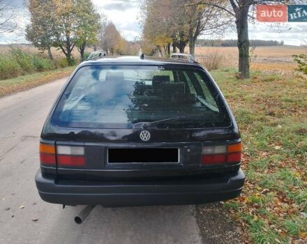 Черный Фольксваген Пассат, объемом двигателя 1.78 л и пробегом 241 тыс. км за 2251 $, фото 2 на Automoto.ua