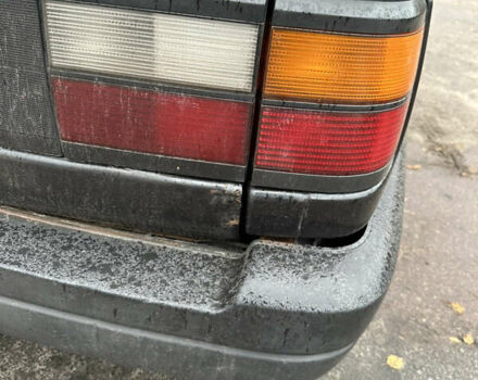 Черный Фольксваген Пассат, объемом двигателя 1.8 л и пробегом 528 тыс. км за 2650 $, фото 6 на Automoto.ua