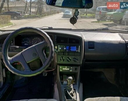 Черный Фольксваген Пассат, объемом двигателя 2 л и пробегом 310 тыс. км за 2300 $, фото 12 на Automoto.ua